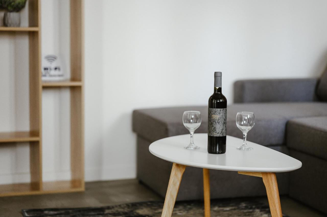 Lb Luxury Apartments Volos Bagian luar foto