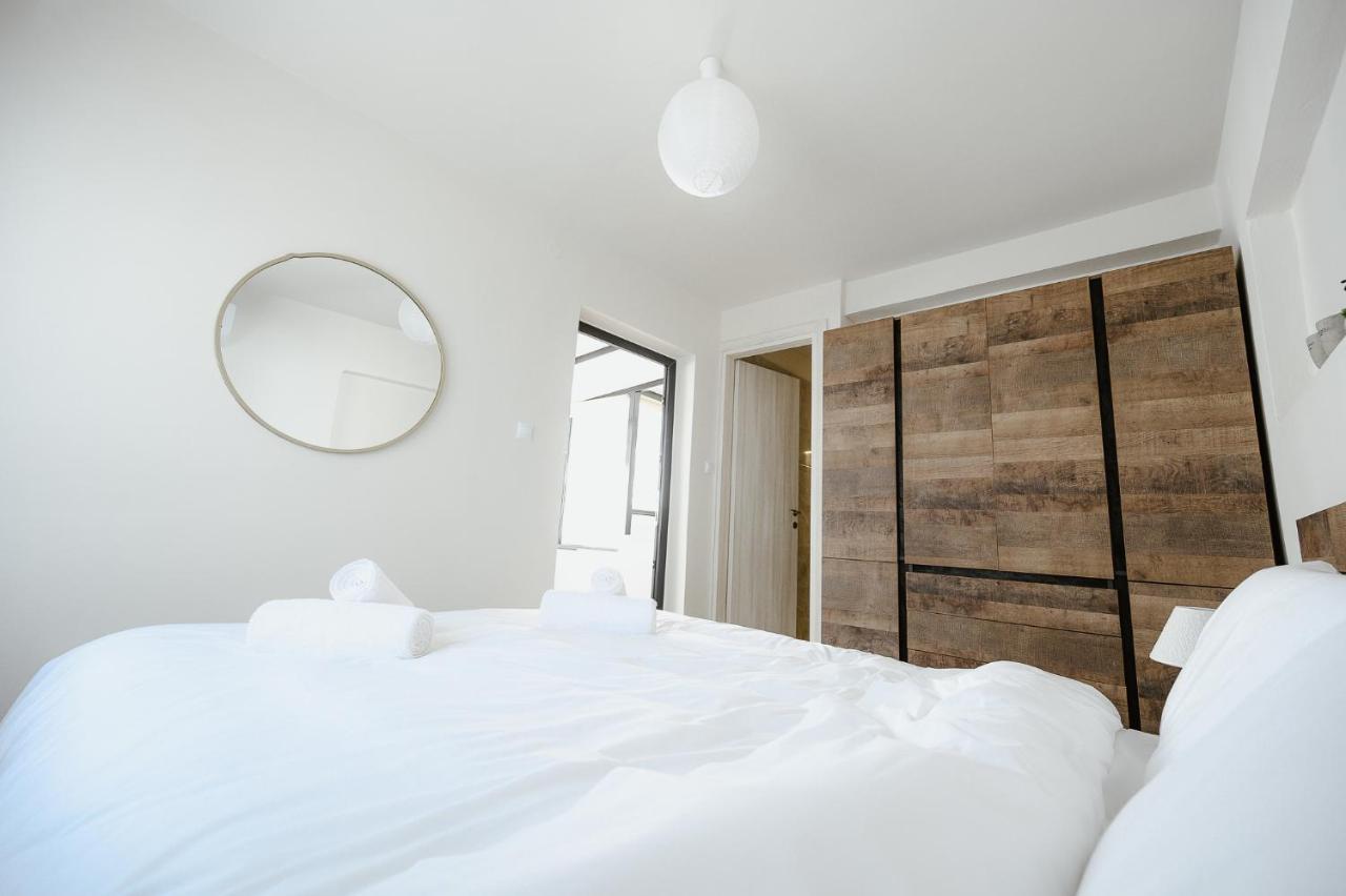 Lb Luxury Apartments Volos Bagian luar foto