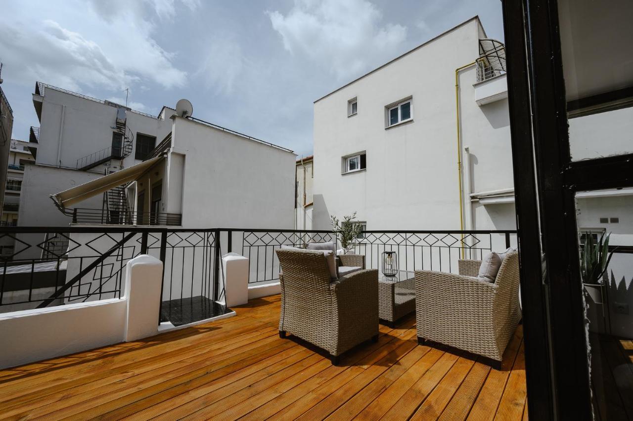Lb Luxury Apartments Volos Bagian luar foto