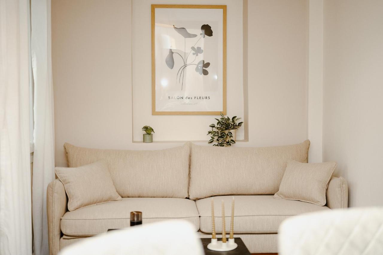 Lb Luxury Apartments Volos Bagian luar foto