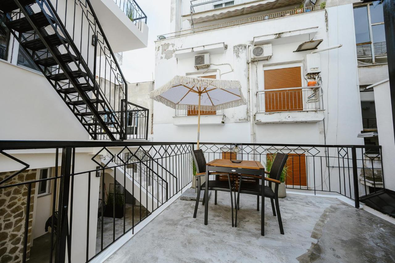 Lb Luxury Apartments Volos Bagian luar foto