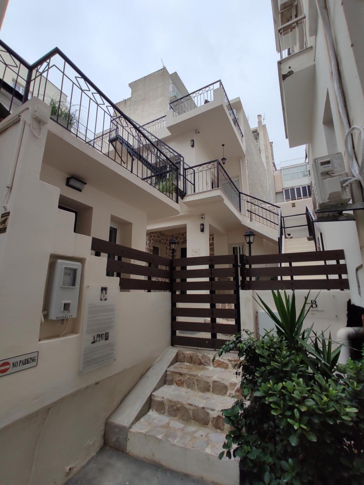 Lb Luxury Apartments Volos Bagian luar foto
